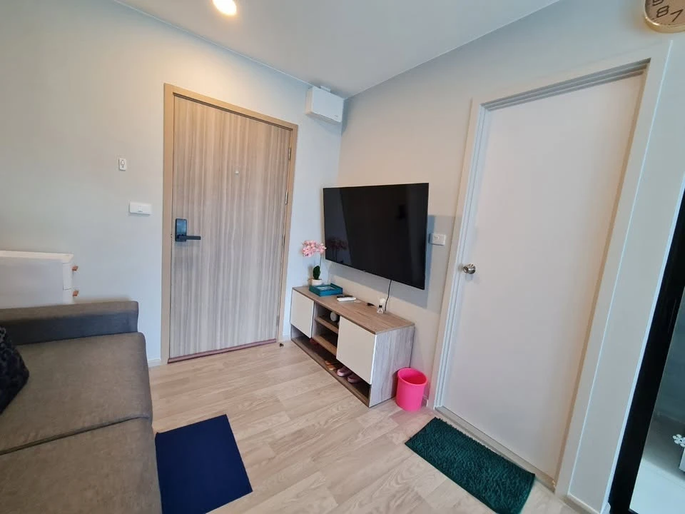 ให้เช่า Plum Condo Sukhumvit 97.1 ห้องน่าอยู่ ตกแต่งคุมโทน มาพร้อมเฟอร์นิเจอร์ครบครัน หิ้วกระเป๋าเข้าอยู่ได้เลยจ้า