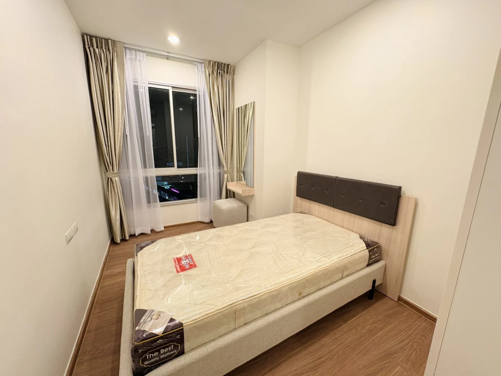 ให้เช่า prodigy เพชรเกษม 62 ชั้น 25 สูงมากๆ วิวสระว่ายน้ำ ถือกระเป๋าเข้าอยู่ได้เลยค่ะ