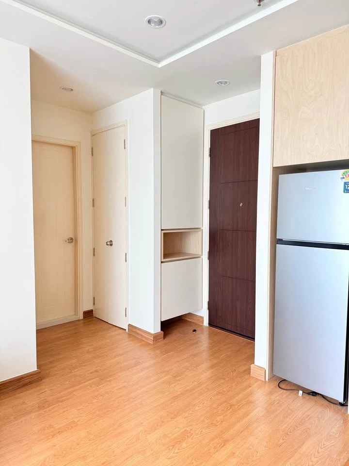 ให้เช่า Q House สุขุมวิท 79 แบบ 2 ห้องนอน 2 ห้องน้ำ (มีอ่างอาบน้ำ) ห้องอยู่ชั้นสูงสุดๆ วิวไม่มีตึกบัง รีบจองเลย