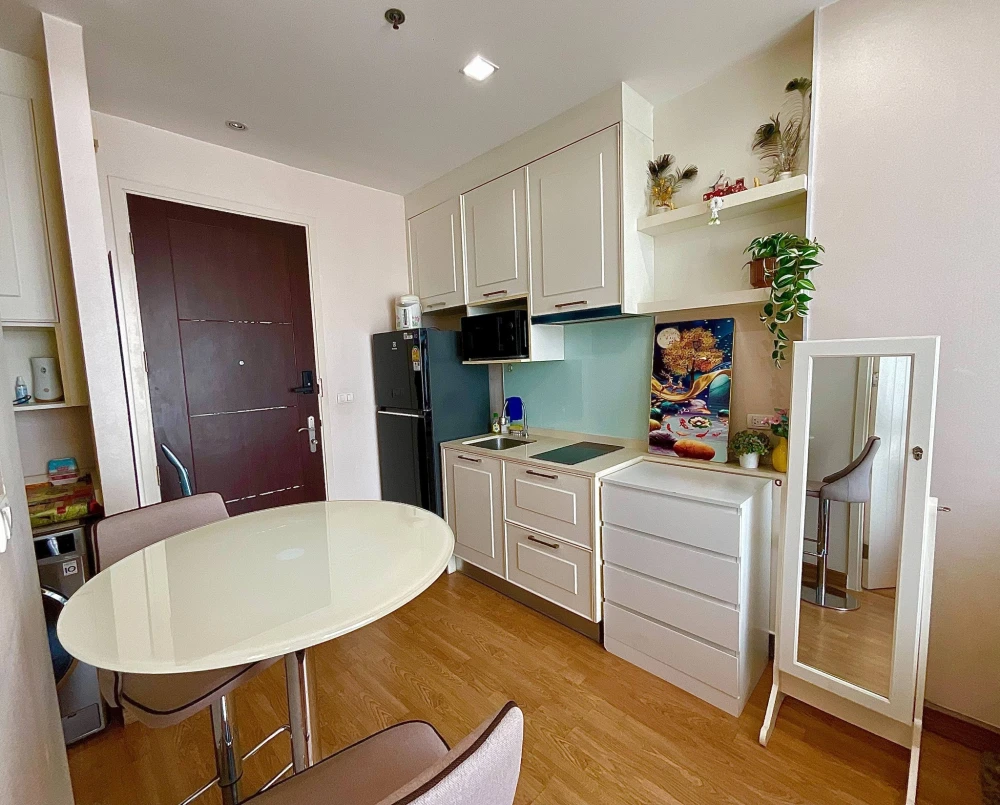 ให้เช่า Q House Sukhumvit 79 ห้องน่าอยู่ เฟอร์ เครื่องใช้ไฟฟ้าครบ มาแต่ตัวเข้าอยู่ได้เลย อย่ารอช้า