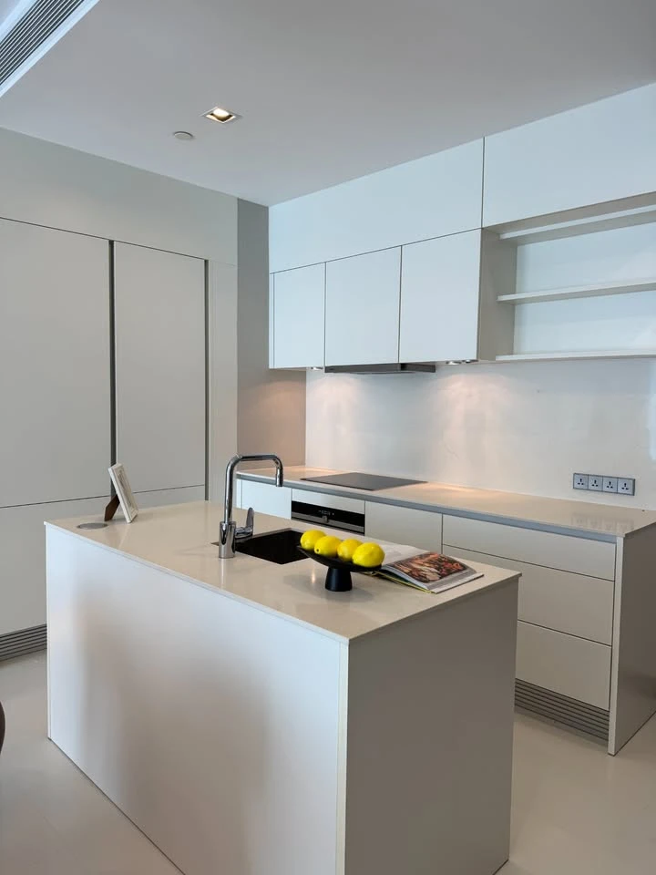 ให้เช่า Q1 สุขุมวิท ห้องอยู่ชั้นสูงมาก วิวเมือง (วิวไม่บล็อก) เฟอร์นิเจอร์พร้อม เครื่องใช้ไฟฟ้าพร้อม เข้าอยู่