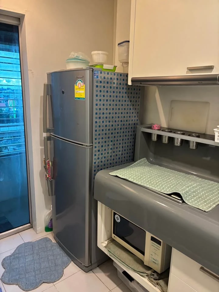 ให้เช่า Q.house condo sathorn ห้องอยู่ชั้น 9 ติดbts ออกจากคอนโดขึ้นบันไดเลื่อนได้เลย เดินทางสะดวกสบายมากๆ