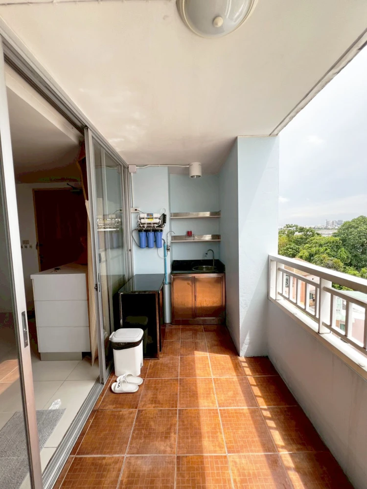 ให้เช่า Ratchada City 18 ห้องกว้างพื้นที่ใช้สอยเยอะ มาพร้อมเฟอร์และเครื่องใช้ไฟฟ้าครบครัน รีบจองเลยตอนนี้