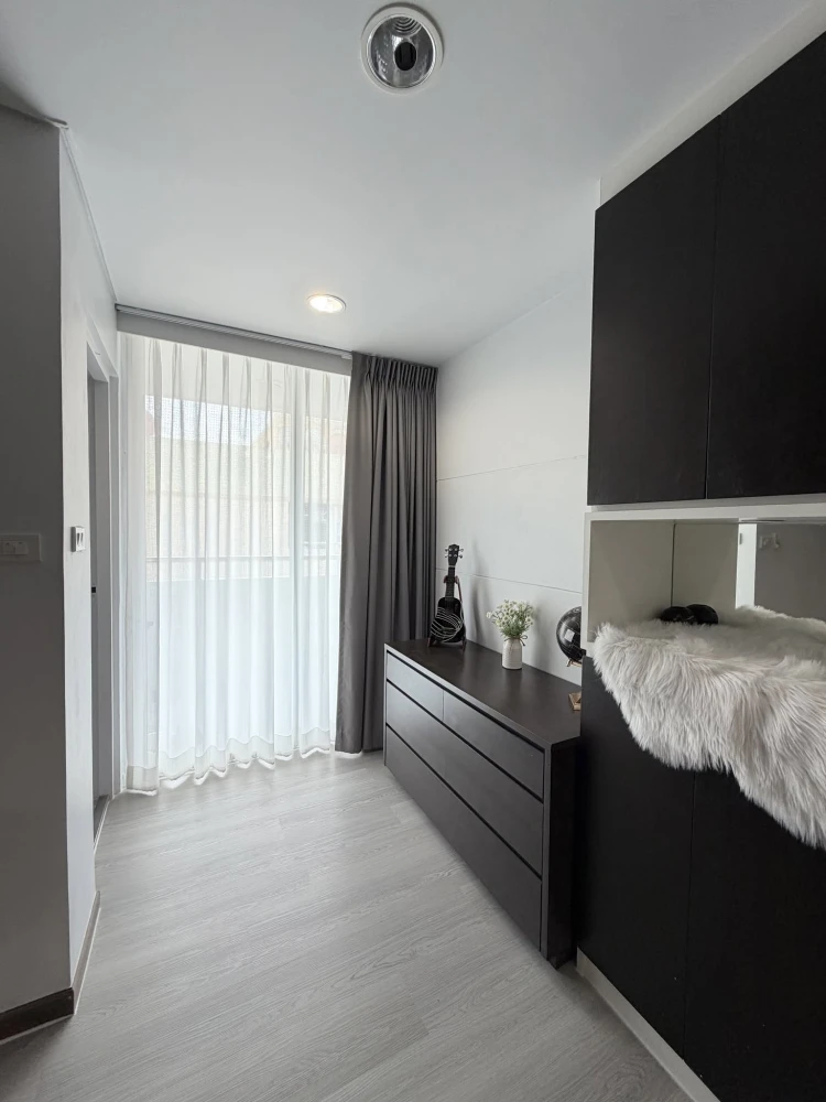 ให้เช่า Ratchada City Condo ชั้น 9 ห้องแต่งครบ พร้อมอยู่ สนใจจองเลย ด่วนๆจ้า