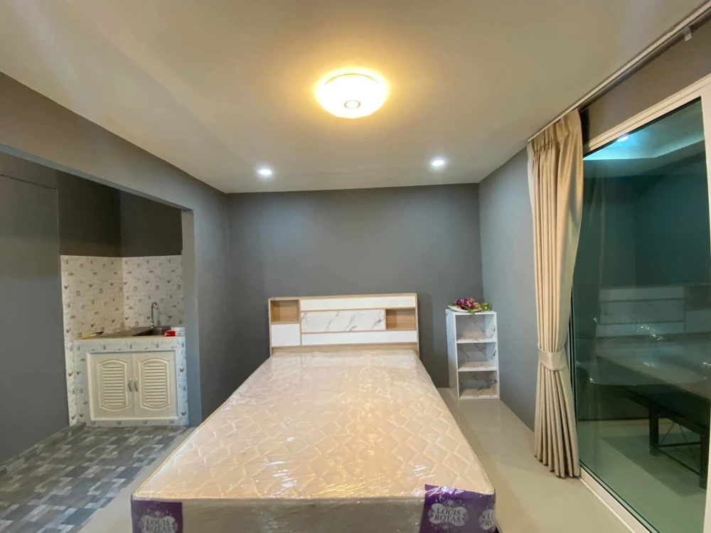 ให้เช่า Ratchada Prestige Ladprao ห้องน่าอยู่ ชั้น 4 เฟอร์นิเจอร์ครบครัน หิ้วกระเป๋าเข้าอยู่ได้เลยจ้า