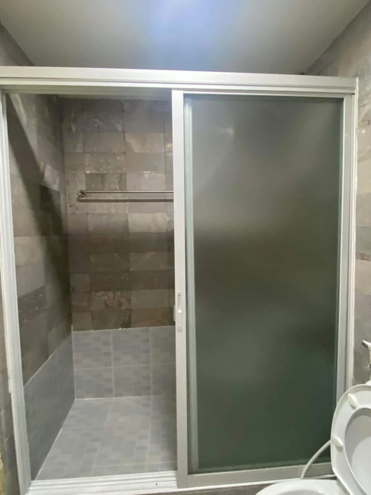 ให้เช่า Ratchada Prestige Ladprao ห้องน่าอยู่ ชั้น 4 เฟอร์นิเจอร์ครบครัน หิ้วกระเป๋าเข้าอยู่ได้เลยจ้า