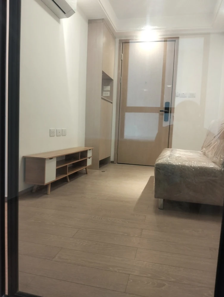 ให้เช่า Regal condo ห้องพร้อมอยู่ เฟอร์พร้อม หิ้วกระเป๋ามาได้เลย++