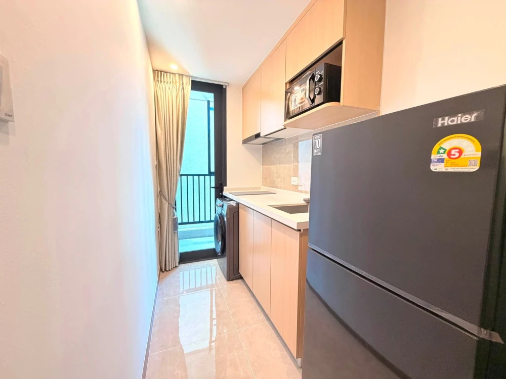 ให้เช่า Regal Srinakarin 40 แบบ 1 Bedroom ครัวปิด แยกสัดส่วนชัดเจน เฟอร์นิเจอร์และเครื่องใช้ไฟฟ้าครบ พร้อมเข้าอยู่