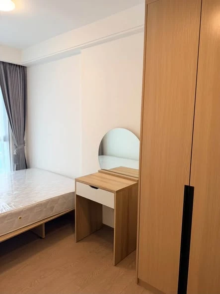 ให้เช่า Regal Srinakarin 40 1 ห้องนอน 1 ห้องน้ำ เฟอร์นิเจอร์และเครื่องใช้ไฟฟ้าครบ จองเลย