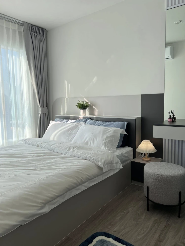 For rent: Regent Home Bangna, 22nd floor, river view, beautifully decorated. You won't want to miss this!