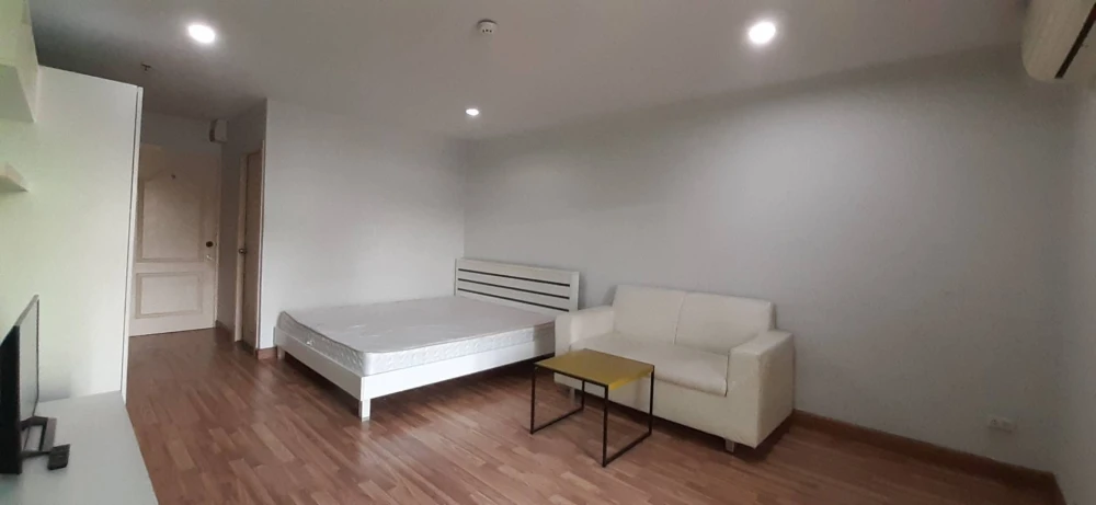 ให้เช่า Regent Home 10 Chaengwattana ห้องพร้อมอยู่ ราคาสบายกระเป๋า จองเลย