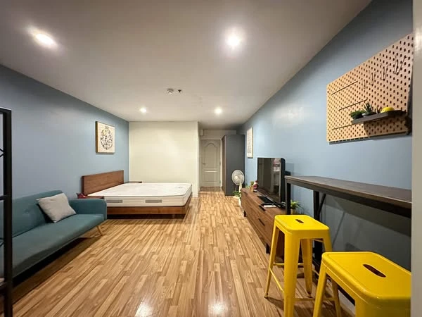 ให้เช่า Regent Home 12 Ladphrao 41 ห้องสตูดิโอ มาพร้อมเฟอร์นิเจอร์ครบครัน หิ้วกระเป๋าเข้าอยู่ได้เลยจ้า