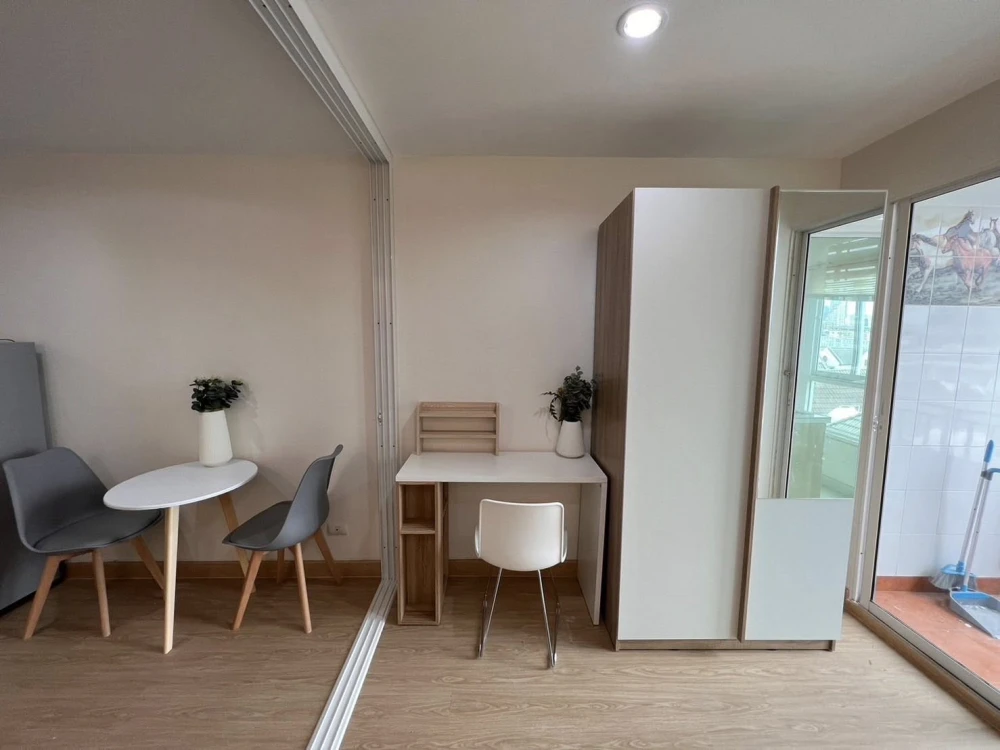 ให้เช่า Regent Home 12 Ladphrao 41 ห้องแต่งสวยคุมโทน ชั้น 3 มาพร้อมเฟอร์ครบครัน หิ้วกระเป๋าเข้าอยู่ได้เลยจ้า