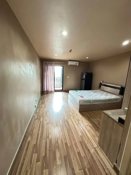 ให้เช่า Regent Home 15 Changwattana ห้องน่าอยู่ เฟอร์นิเจอร์ครบครัน หิ้วกระเป๋าเข้าอยู่ได้เลยจ้า