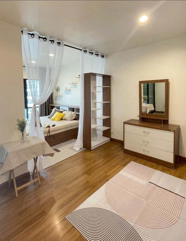 ให้เช่า Regent home 18 แจ้งวัฒนะ-หลักสี่ ตกแต่งครบครัน ด้วยเฟอร์นิเจอร์ครบเซต พร้อมวิวสระว่ายน้ำ จองเลย
