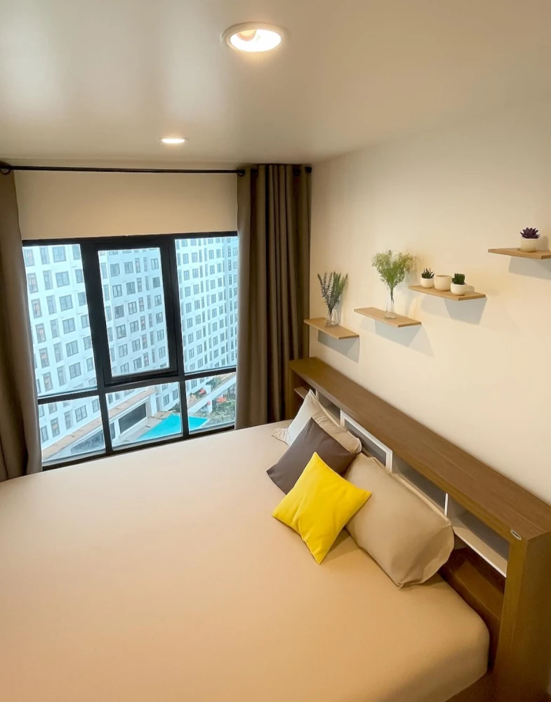 ให้เช่า Regent home 18 แจ้งวัฒนะ-หลักสี่ ตกแต่งครบครัน ด้วยเฟอร์นิเจอร์ครบเซต พร้อมวิวสระว่ายน้ำ จองเลย