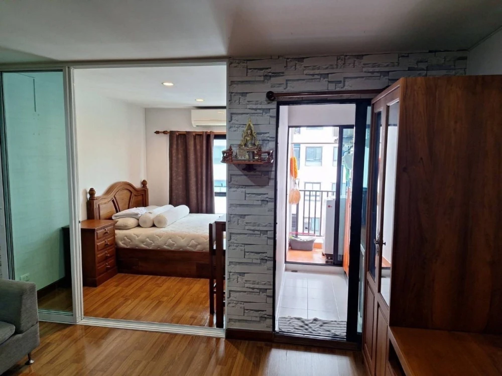 ให้เช่า Regent Home 18 แจ้งวัฒนะ-หลักสี่ ตึก E ชั้น 8 พร้อมเฟอร์นิเจอร์ไม้สักอย่างดี รีบคว้าไว้เลย