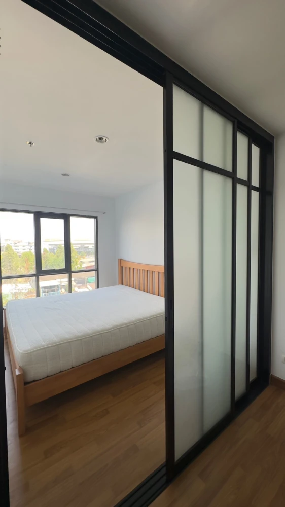 ให้เช่า REGENT HOME 18 CHANGWATTANA-LAKSI ห้องพร้อมอยู่ เฟอร์ เครื่องใช้ไฟฟ้าครบ มาแต่ตัวเข้าอยู่ได้เลย