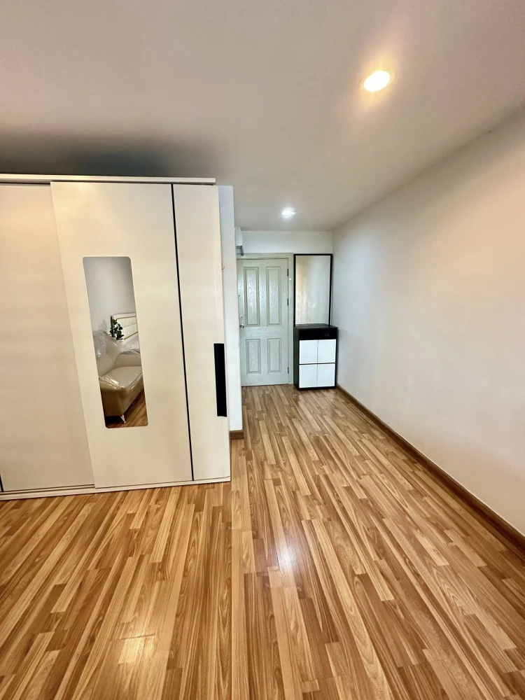 ให้เช่า Regent Home 20 Prachachuen 16 ห้องสตูดิโอ เฟอร์นิเจอร์และสิ่งอำนวยความสะดวกครบครัน จองเลย