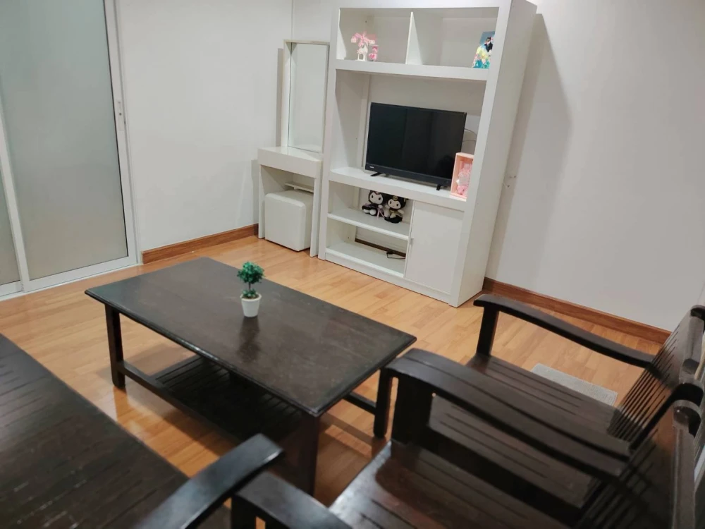 ให้เช่า Regent Home 25 Tiwanon ห้องพร้อมอยู่ เฟอร์พร้อม กว้างขวางอยู่สบาย จองเลย