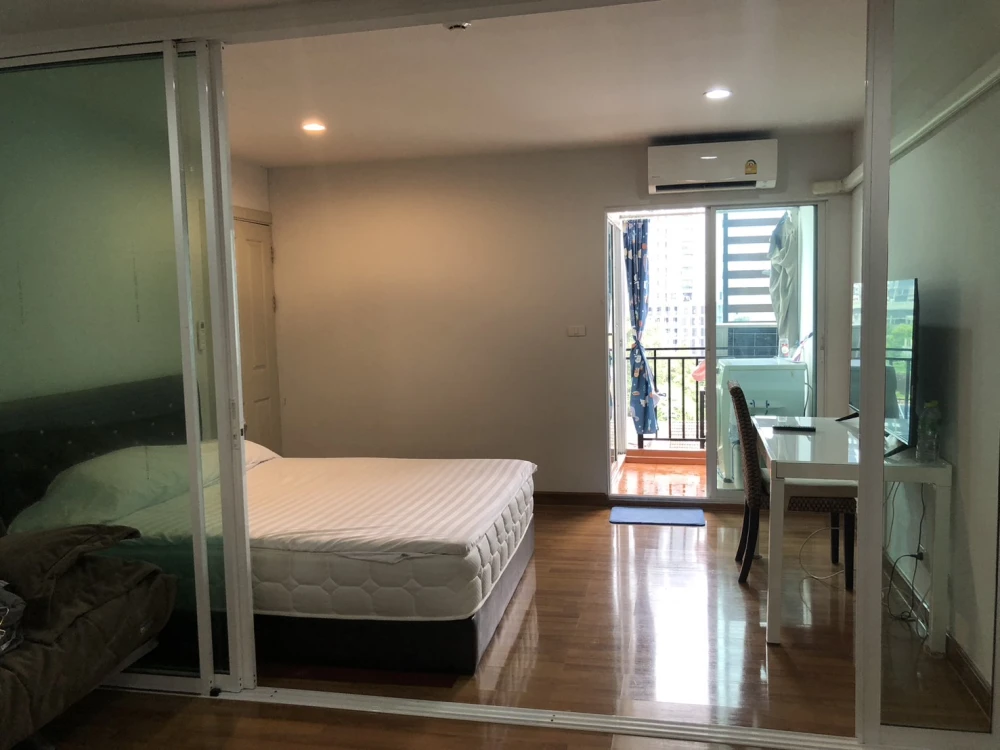 ให้เช่า Regent Home 25 Tiwanon ห้องพร้อมอยู่ เฟอร์พร้อม ราคาสบายกระเป๋า รีบจองเลยก่อนพลาด
