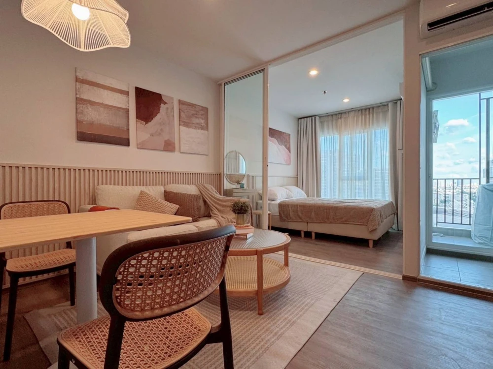 ให้เช่า Regent Home Bangna ชั้นสูงตึก D ได้วิวเมืองโล่งๆ สบายตา เฟอร์​นิเจอร์​และเครื่อง​ใช้​ไฟฟ้า​ครบ รีบจองเลย