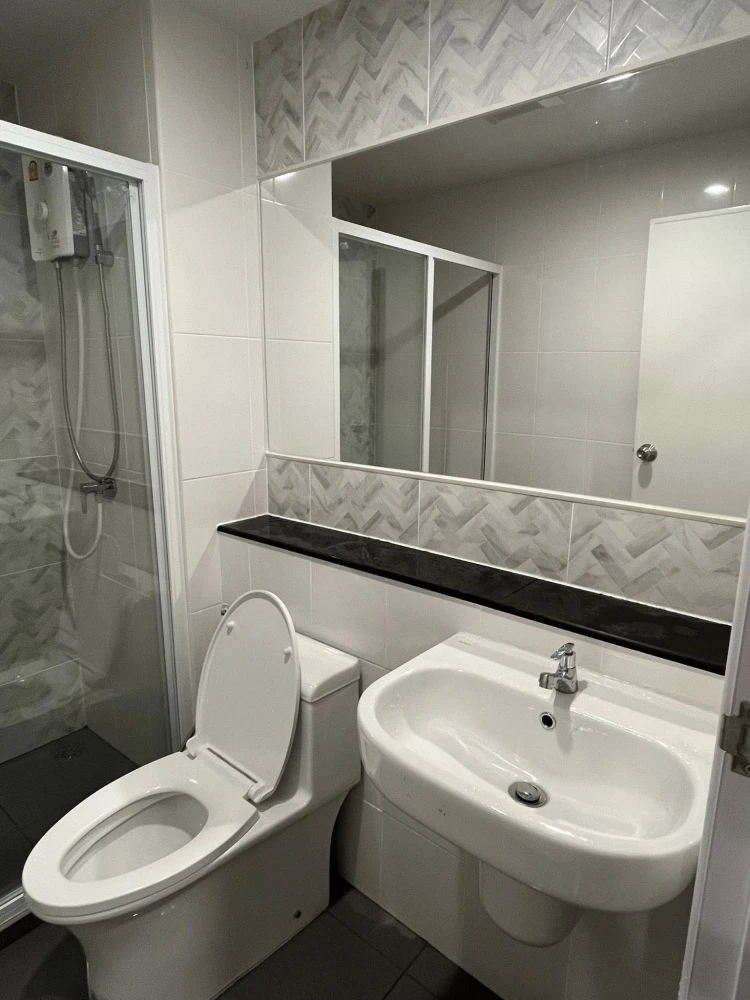 ให้เช่า Regent Home Bangna ชั้นสูง วิวนอก ห้องแต่งครบ น่าอยู่ จองเลย ห้ามพลาด