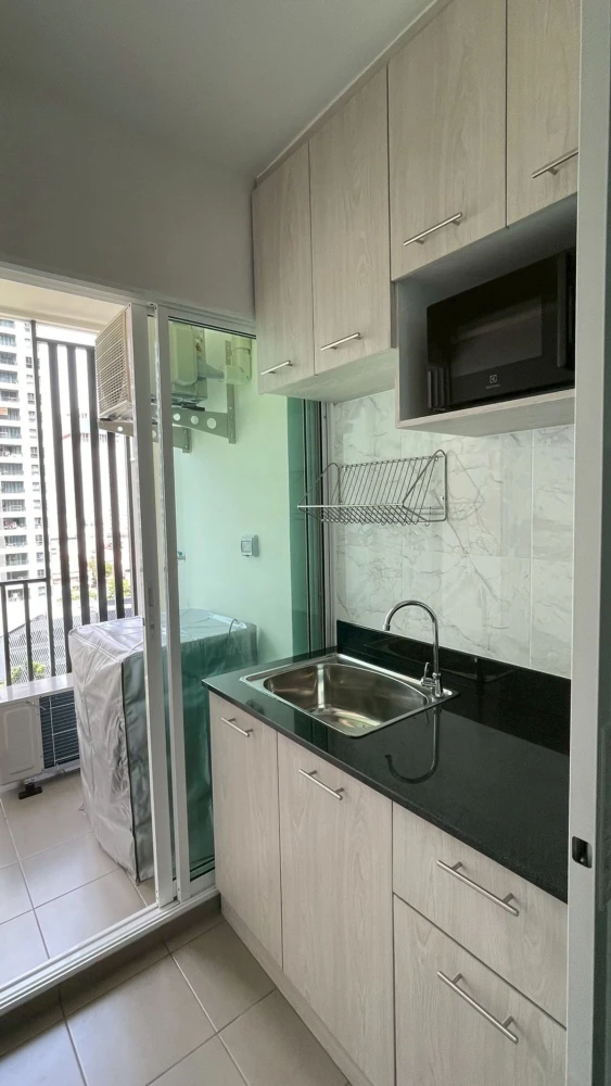 ให้เช่า Regent Home Bangna ชั้น 11 ห้องกั้นเป็นสัดส่วน แต่งครบ น่าอยู่ จองเลย ห้ามพลาด