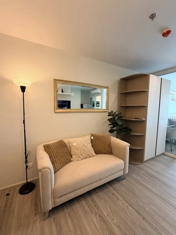 ให้เช่า REGENT HOME BANGNA ตกแต่ง Modern Classic เรียบหรู น่าอยู่ เฟอร์ เครื่องใช้ไฟฟฟ้าครบ หิ้วกระเป๋าเข้าอยู่ได้เลย