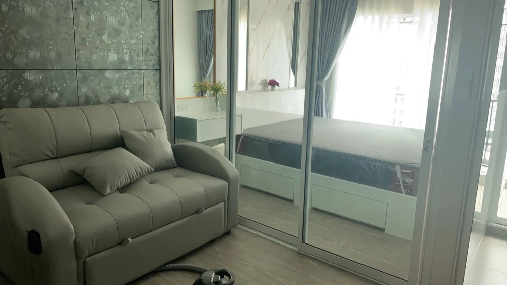 ให้เช่า Regent Home BangNa ตึก B ชั้น 9 วิวสระว่ายน้ำ ตกแต่งสไตล์โมเดิร์น ชุดบิ้วอินจัดเต็ม จองเลย