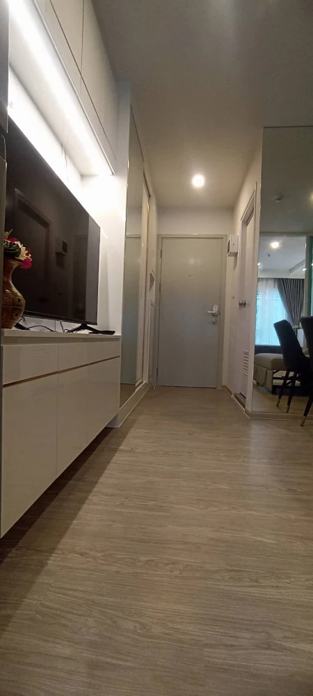 ให้เช่า Regent Home BangNa ตึก B ชั้น 9 วิวสระว่ายน้ำ ตกแต่งสไตล์โมเดิร์น ชุดบิ้วอินจัดเต็ม จองเลย