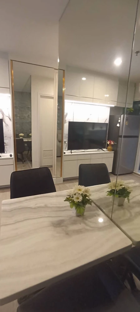 ให้เช่า Regent Home BangNa ตึก B ชั้น 9 วิวสระว่ายน้ำ ตกแต่งสไตล์โมเดิร์น ชุดบิ้วอินจัดเต็ม จองเลย