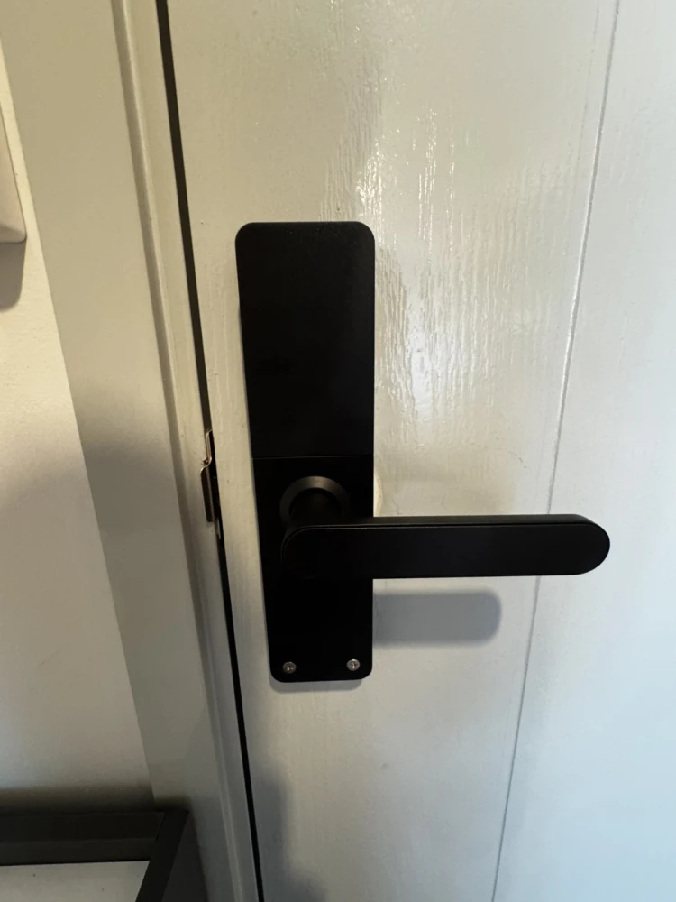 ให้เช่า Regent Home Bangna ตึก D ห้องมุม มีความเป็นส่วนตัว Built-in อย่างดี มาจองได้แล้ววันนี้ อย่ารอช้า