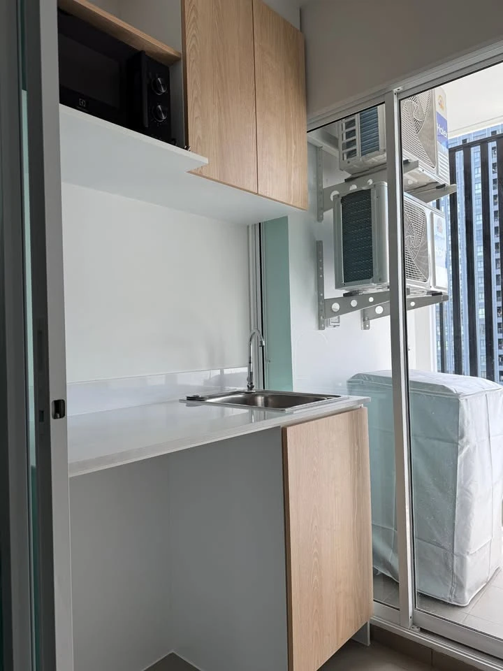 ให้เช่า Regent home bangna พื้นที่ใช้สอย 28 ตรม. ชั้น 12 อาคาร A แต่งครบพร้อมอยู่ ต้องรีบจองแล้ว