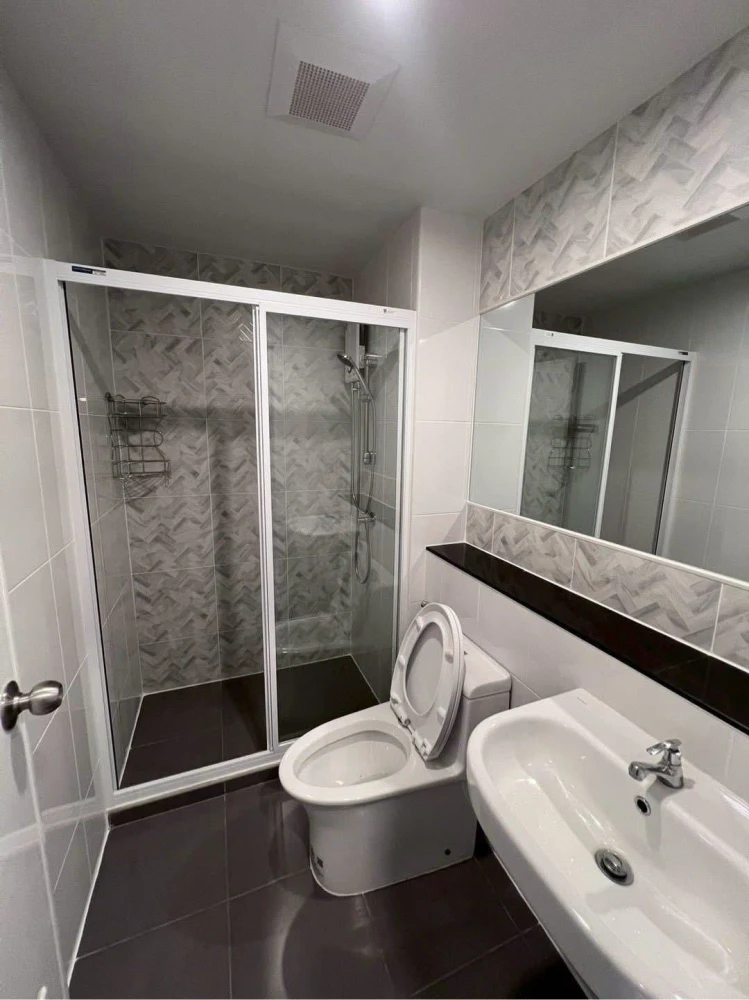 ให้เช่า Regent Home Bangna ห้องกั้นอยกเป็นสัดส่วน แบ่งโซนชัดเจน ราคาจับต้องได้ บอกเลยว่าคุณต้องห้ามพลาด