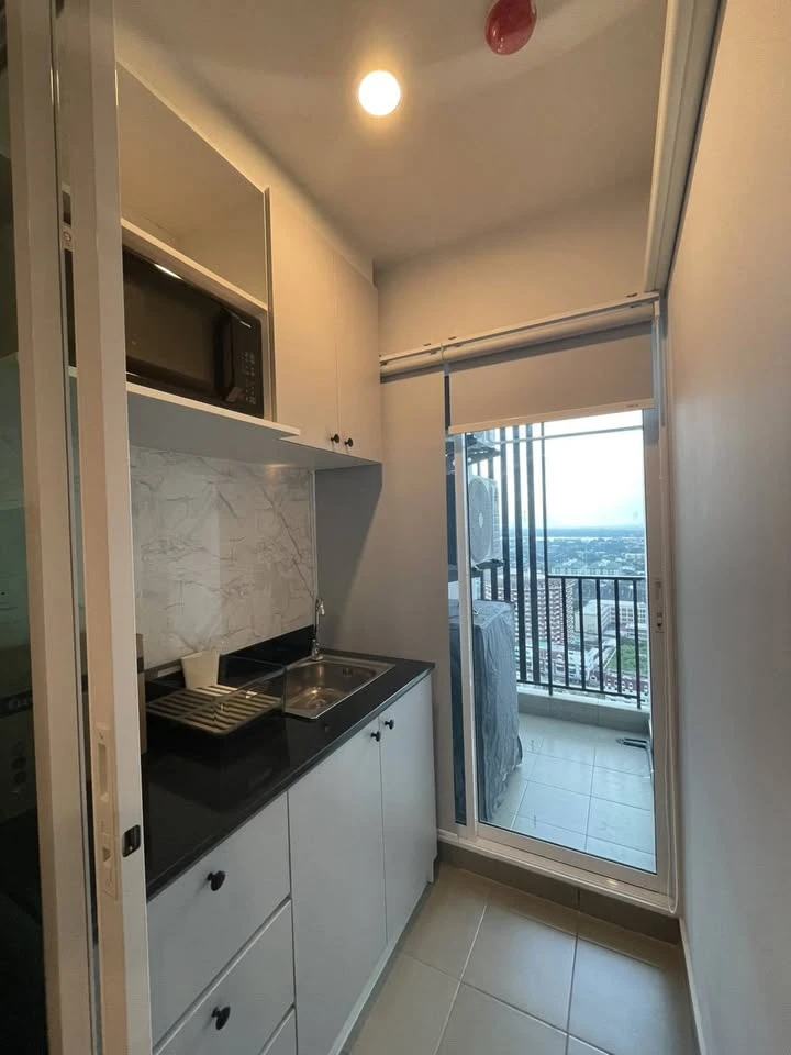 ให้เช่า Regent Home Bangna ห้องกั้นแยกเป็นสัดส่วน ชั้น 30 ได้วิวแม่น้ำ ราคาจับต้องได้ คุณต้องรีบมาจองเลย