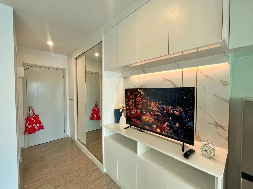 ให้เช่า Regent Home Bangna ห้องชั้นสูง เฟอร์พร้อม จองเลย