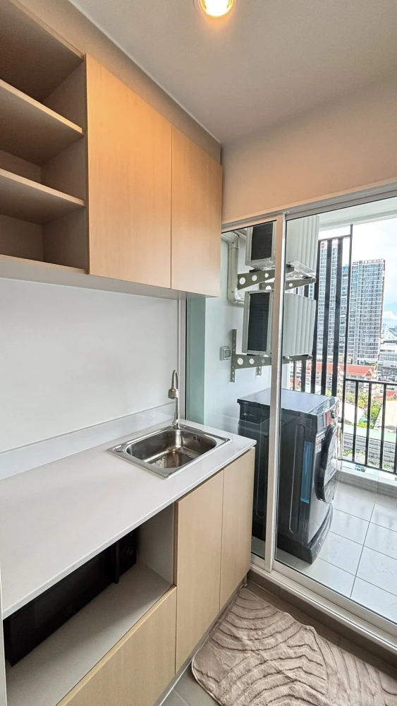 ให้เช่า Regent Home Bangna ห้องชั้น 17 มาพร้อมเฟอร์นิเจอร์ครบครัน หิ้วกระเป๋าเข้าอยู่ได้เลยจ้า