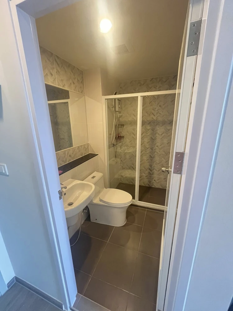 ให้เช่า Regent Home Bangna ห้องชั้น 3 มาพร้อมเฟอร์นิเจอร์และสิ่งอำนวยความสะดวกครบครัน จองด่วน