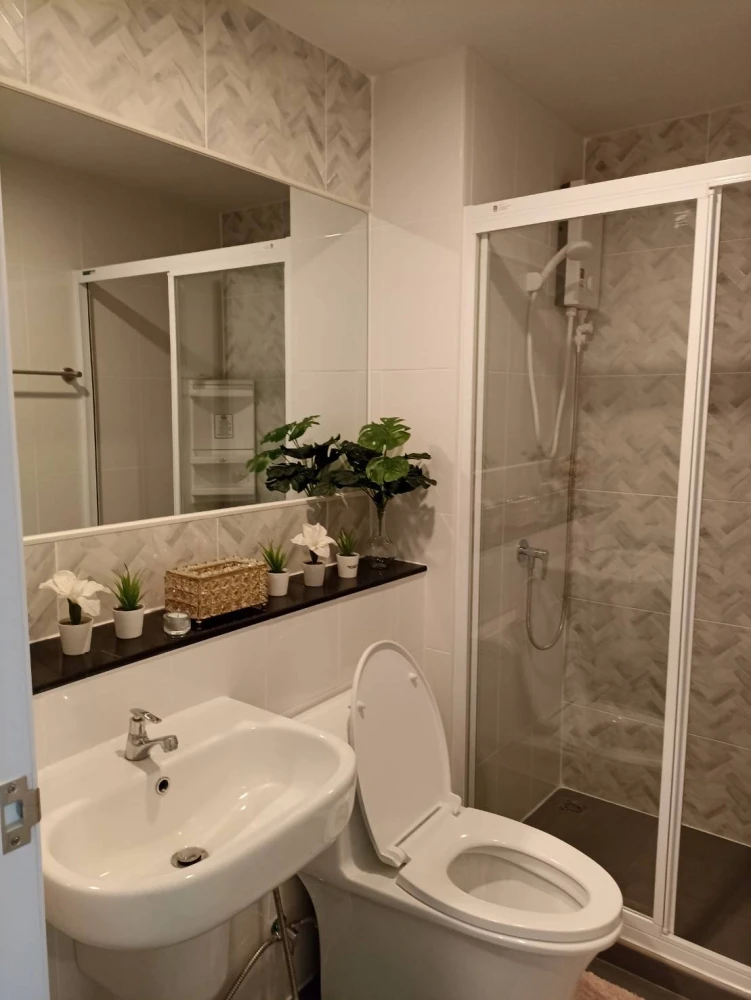 ให้เช่า Regent Home Bangna ห้องตกแต่งสวย พร้อมเฟอร์นิเจอร์และ Built In ทันสมัย พร้อมเข้าอยู่ได้เลย