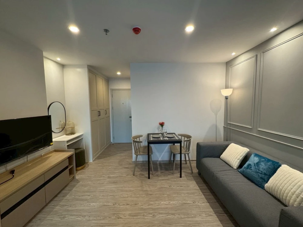 ให้เช่า Regent Home Bangna ห้องน่าอยู่ ตกแต่งคุมโทน บิ้วอินผนังอย่างดี วิวโล่ง จองเลย