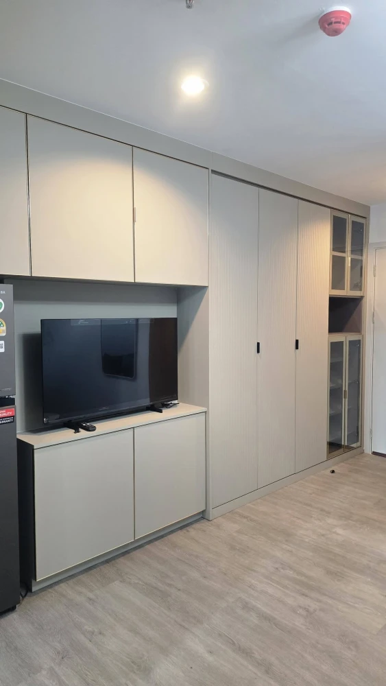 ให้เช่า Regent Home Bangna ห้องน่าอยู่ บิวท์อินเฟอร์นิเจอร์อย่างดี วิวสระว่ายน้ำ จองเลย