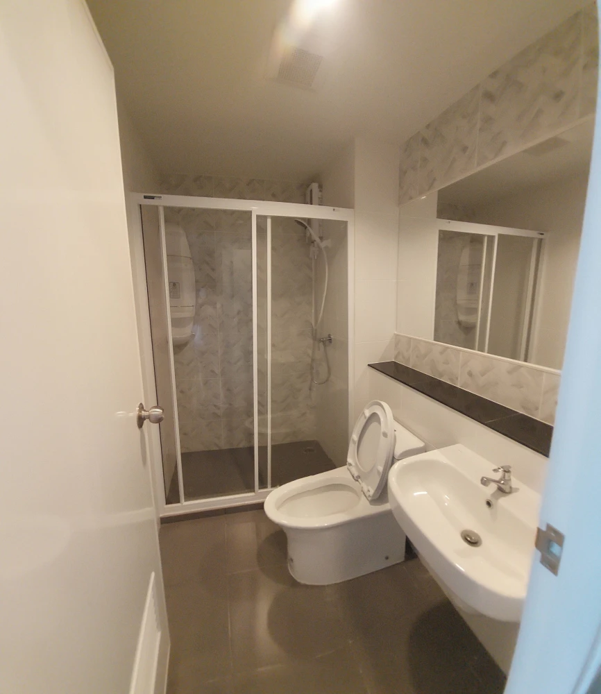 ให้เช่า Regent Home Bangna ห้องน่าอยู่ พร้อมเฟอร์ + เครื่องใช้ไฟฟ้าครบ จองเลย ห้ามพลาด +++