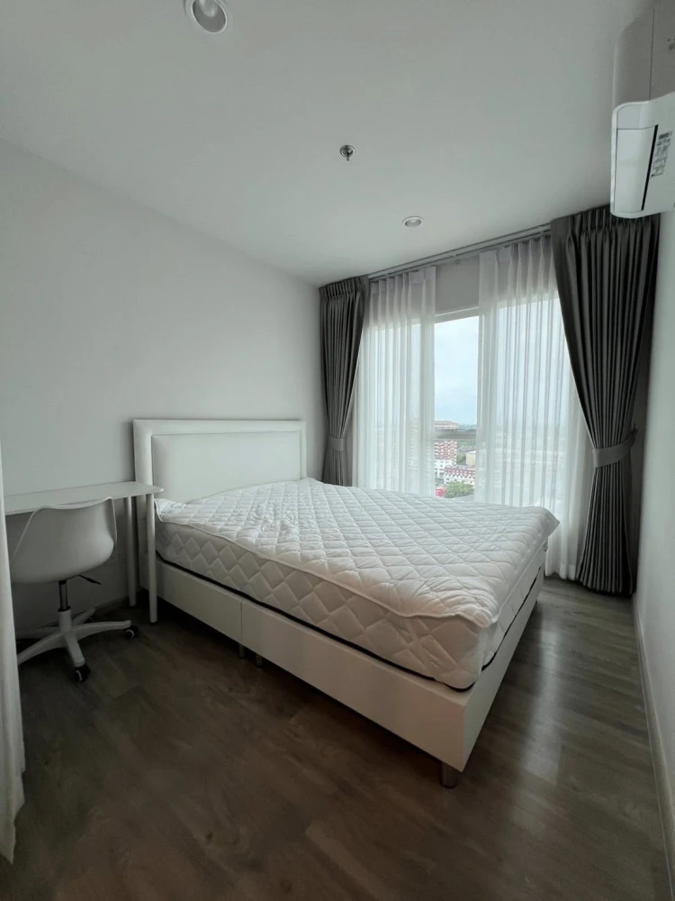 For rent: Regent Home Bangna. Nice room, fully furnished, high floor, river view. Book now!
