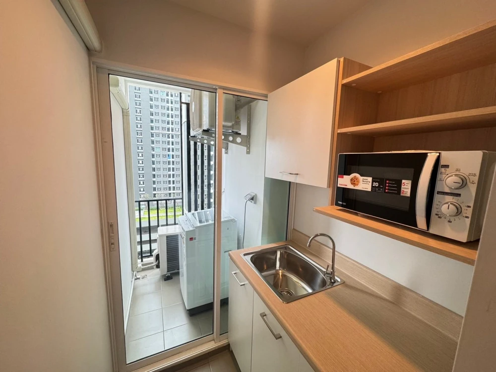 ให้เช่า Regent Home Bangna ห้องน่าอยู่ เฟอร์พร้อม ราคาสบายกระเป๋า ชั้นสูง จองเลย