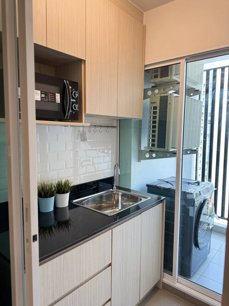 ให้เช่า Regent Home Bangna ห้องพร้อมอยู่ ชั้นสูงเฟอร์พร้อม ทิศตะวันออก ไม่ร้อน ลมดี จองเลย