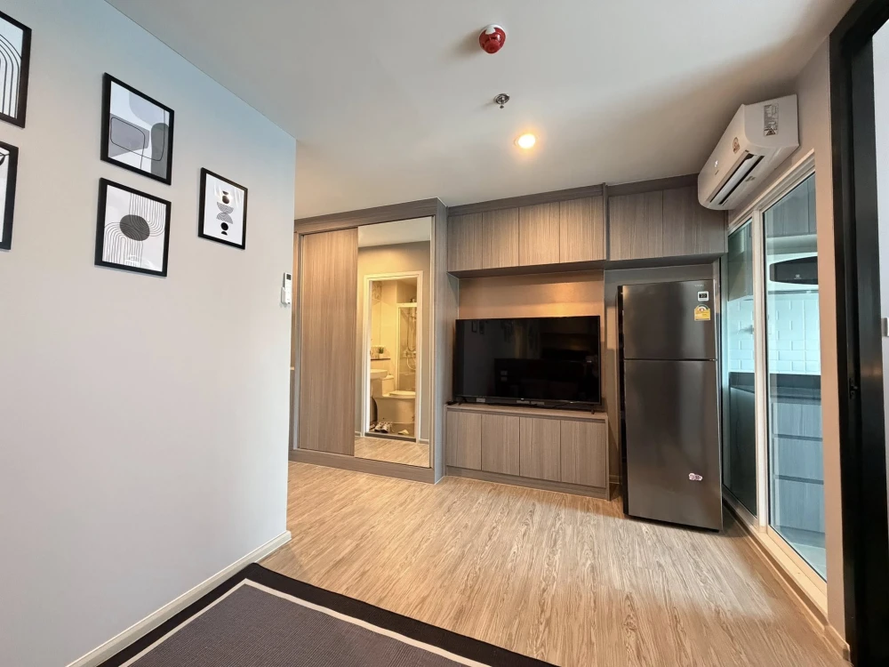 ให้เช่า Regent Home Bangna ห้องพร้อมอยู่ เฟอร์นิเจอร์ เครื่องใช้ไฟฟ้าครบ สนใจจองเลย