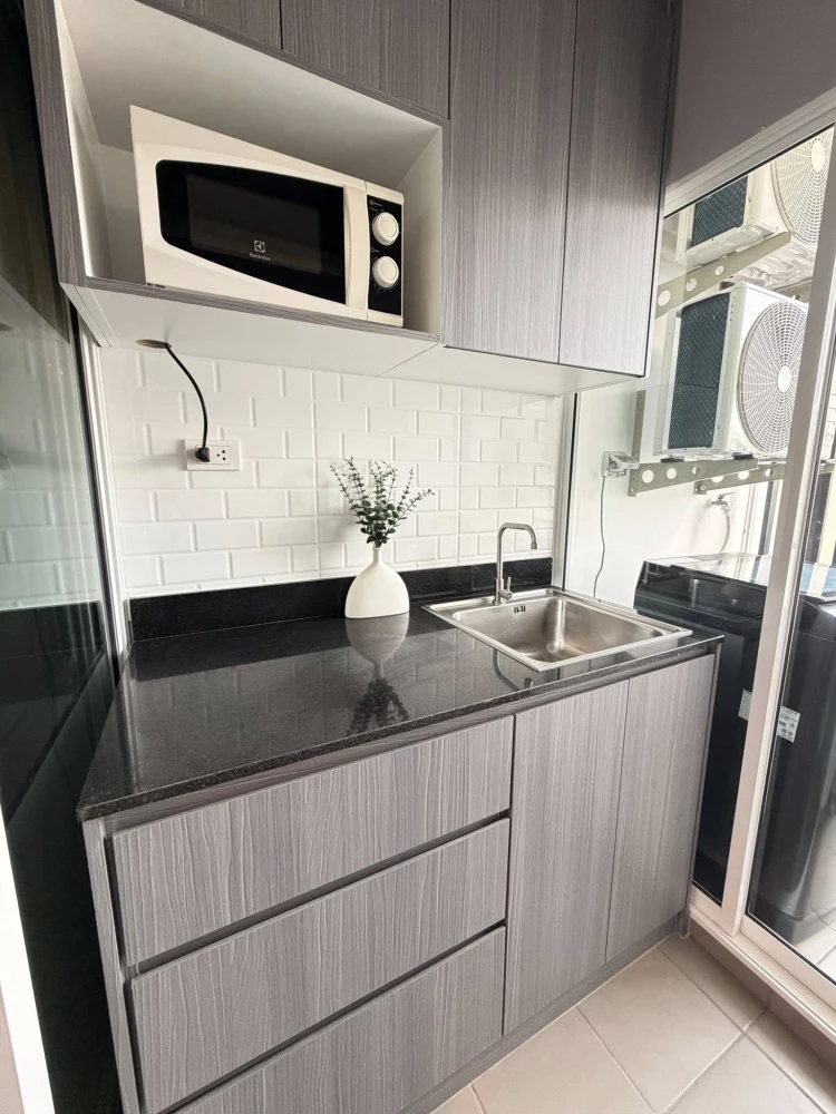 ให้เช่า Regent Home Bangna ห้องพร้อมอยู่ เฟอร์นิเจอร์ เครื่องใช้ไฟฟ้าครบ สนใจจองเลย