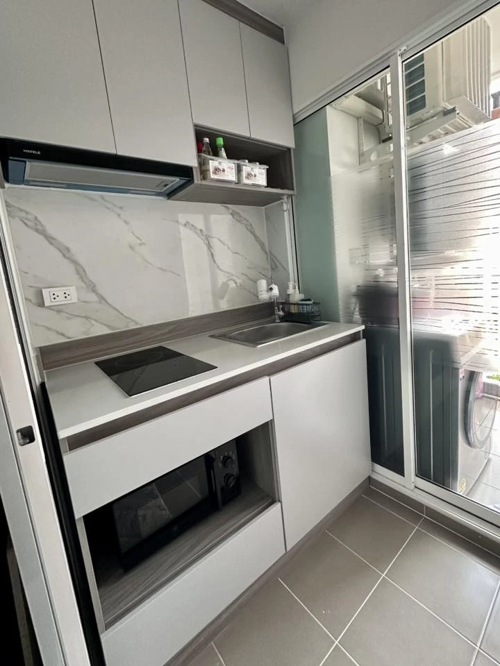 ให้เช่า Regent Home Bangna ห้องมุมคนไม่พลุกพล่าน ตกแต่งคุมโทน เฟอร์นิเจอร์ครบครัน ดีแบบนี้ห้ามพลาด