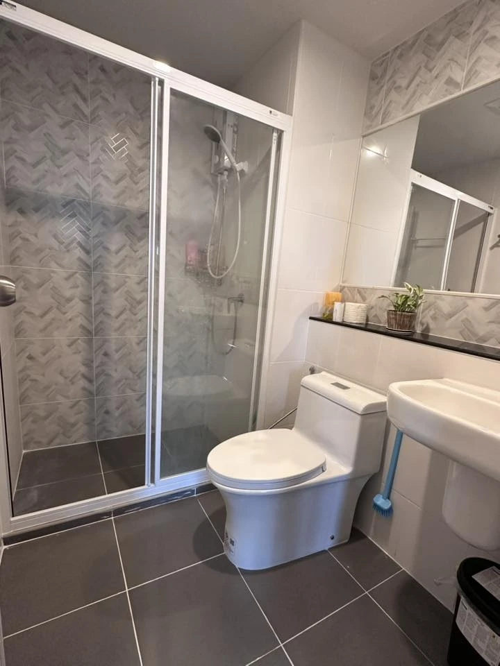 ให้เช่า Regent Home Bangna ห้องมุมคนไม่พลุกพล่าน ตกแต่งคุมโทน เฟอร์นิเจอร์ครบครัน ดีแบบนี้ห้ามพลาด